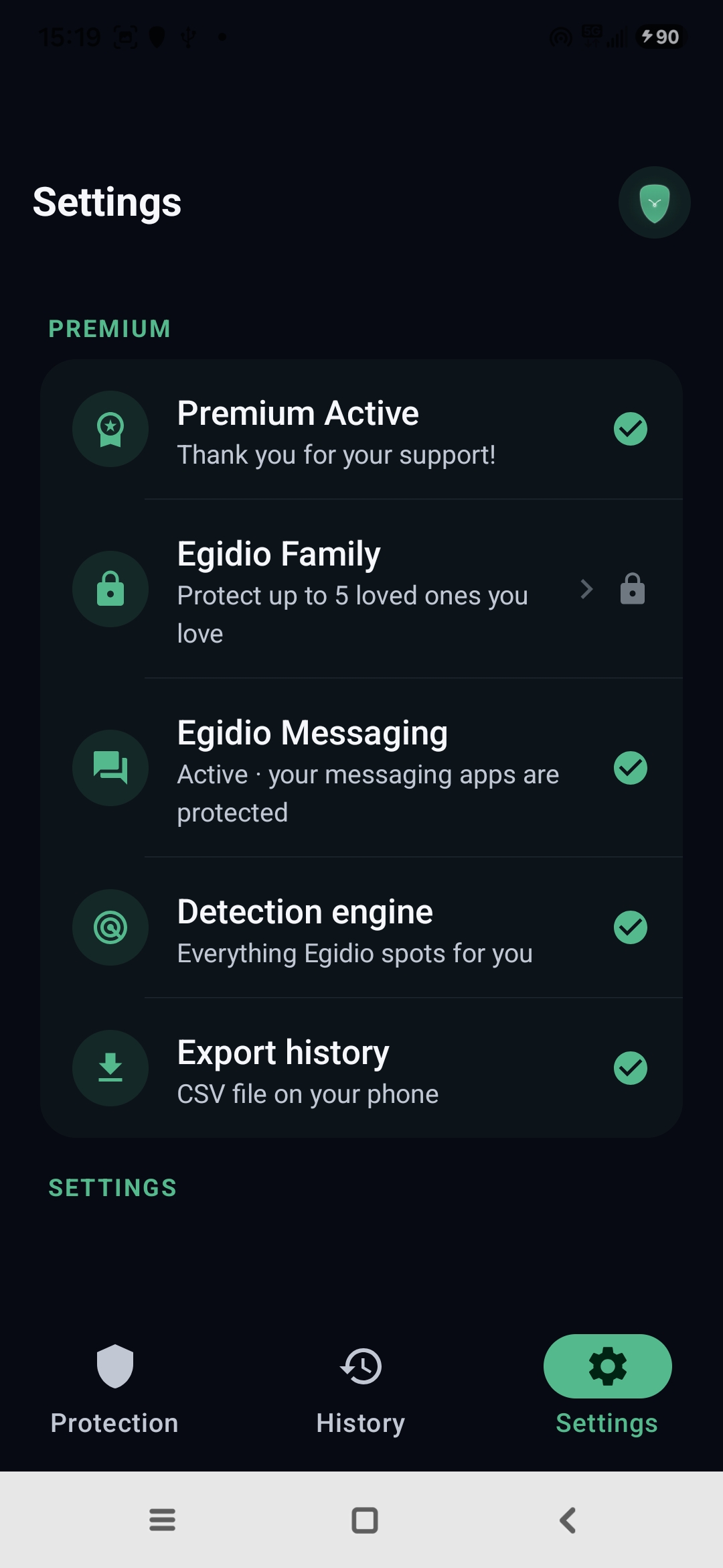Egidio settings: Premium active, Family mode, protected messaging, detection engine