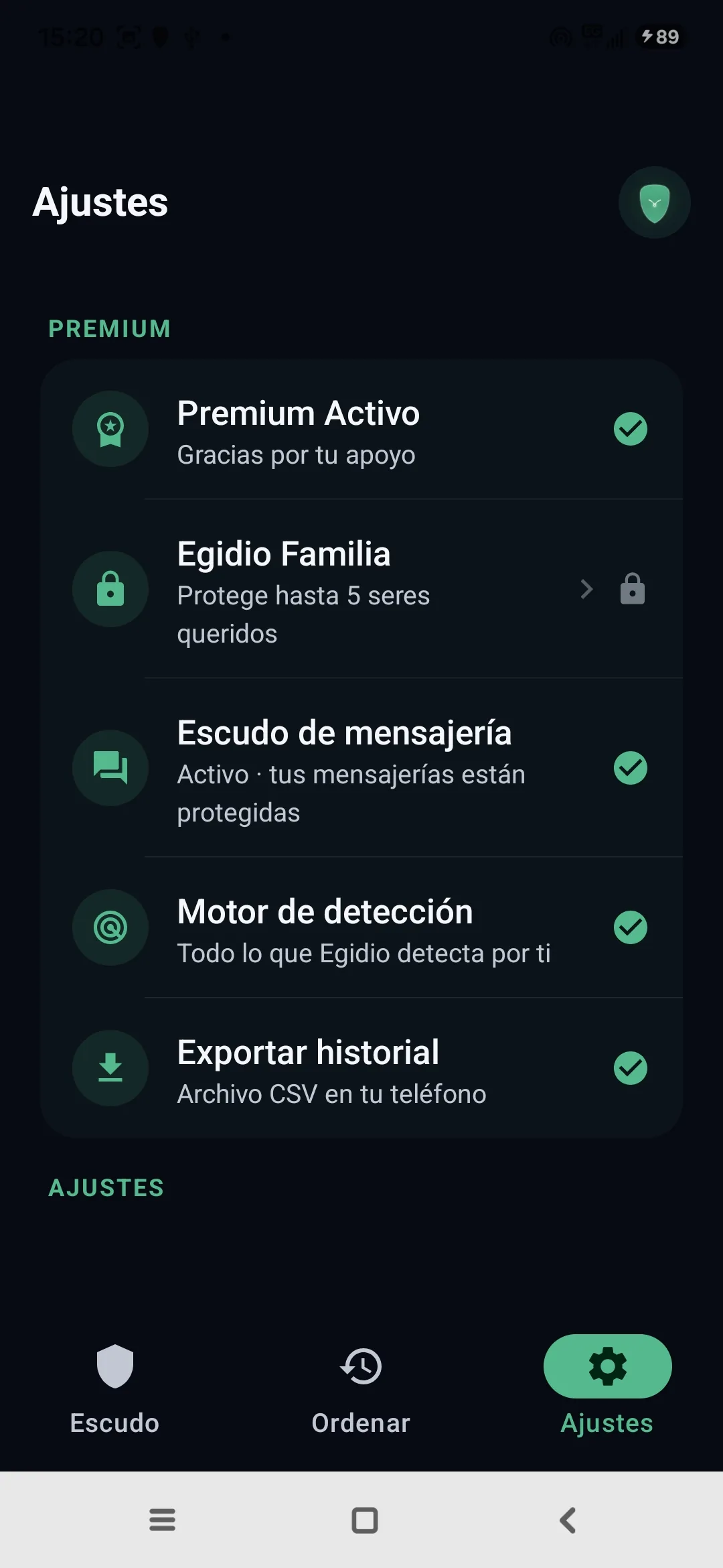 Ajustes de Egidio: Premium activo, modo Familia, mensajería protegida, motor de detección