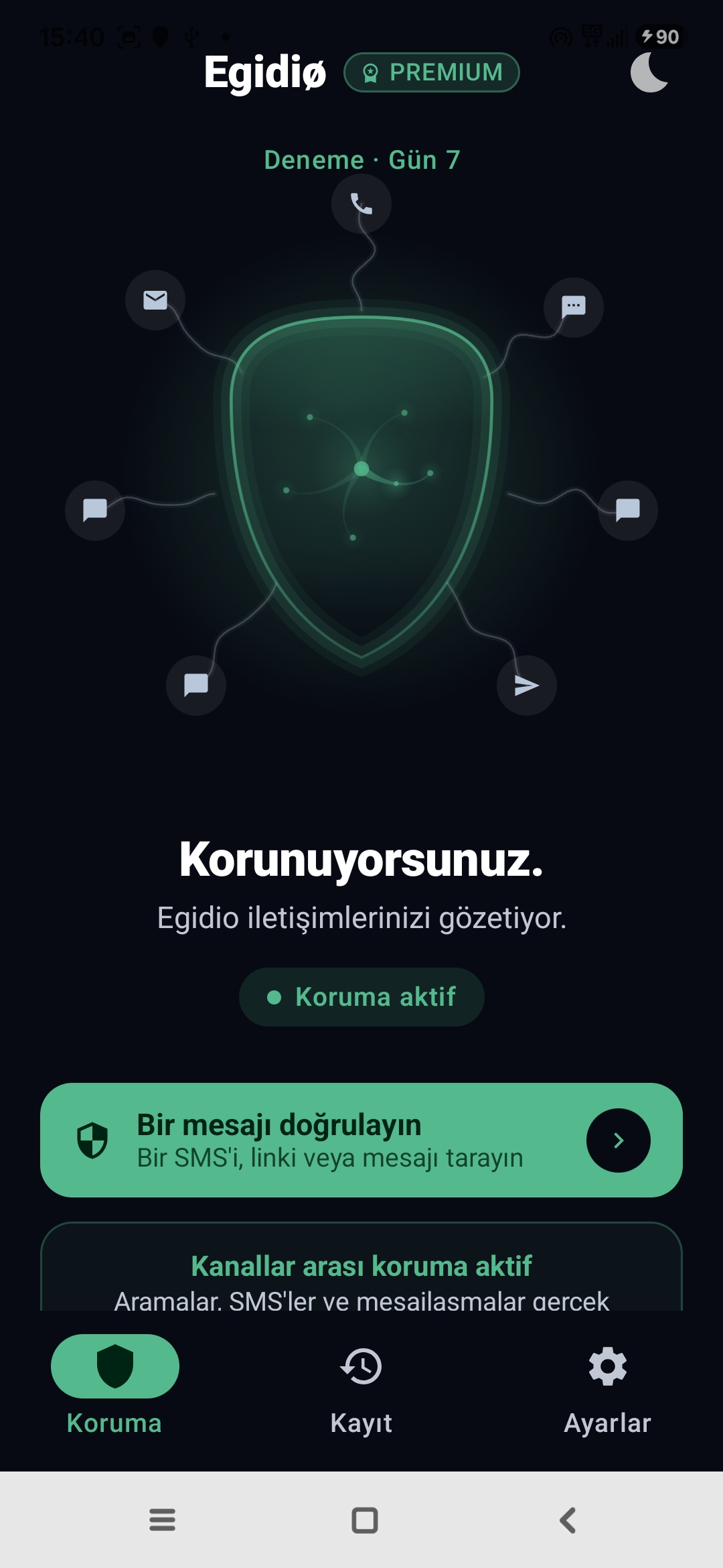 Egidio'nun gerçek ana ekranı, Medusa kalkanı aktif hâlde